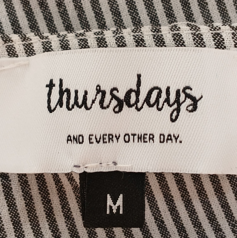 THURSDAYS and every other day" PinstripedStriped Black and White  Blouse SZ Med - Picture 14 of 16